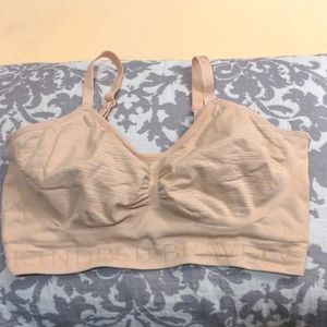 Kindred Bravely Nursing/Pumping Bras Size L